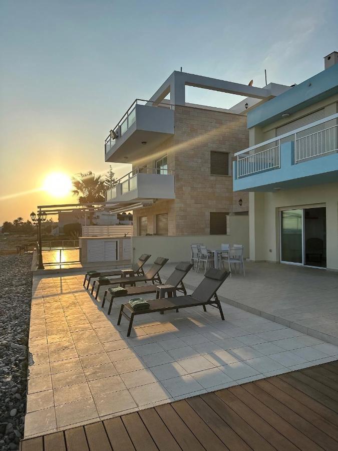 Sayers Beachfront Villa Perivolia Exterior foto